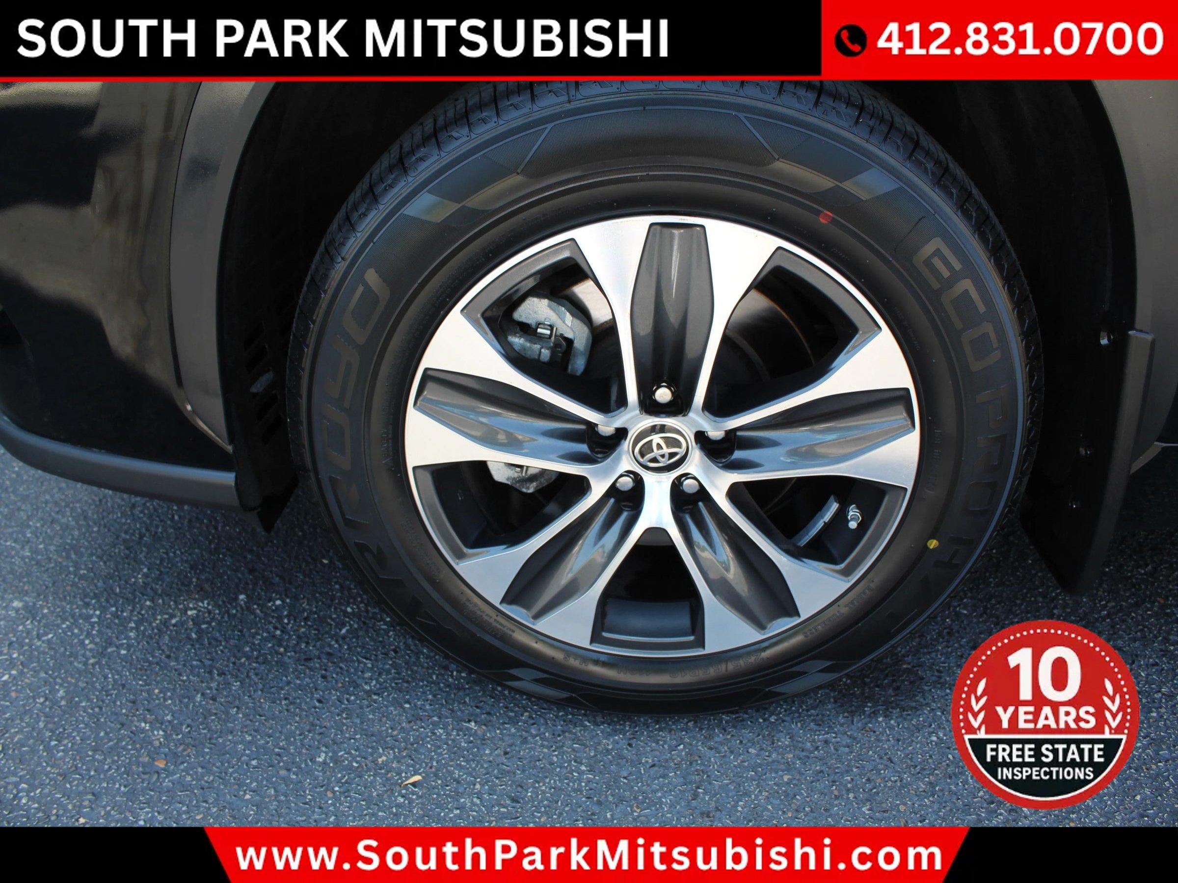 Used 2022 Toyota Highlander XLE AWD/4WD image 33