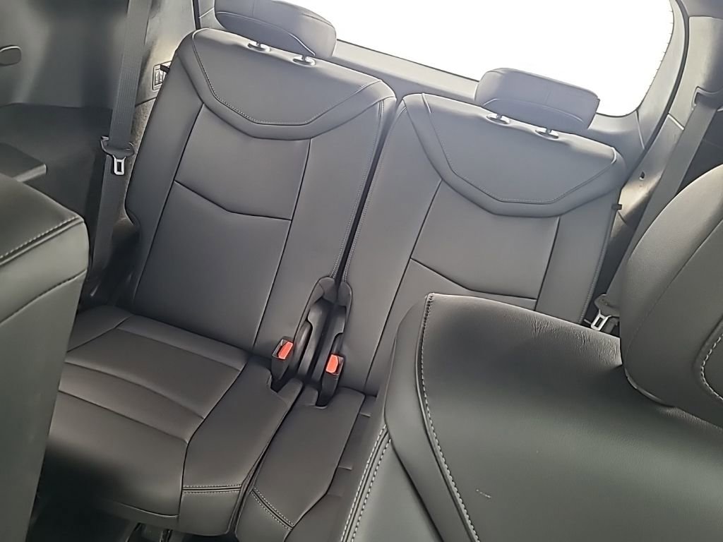 Used 2022 Cadillac XT6 Sport w/ Technology Package AWD/4WD image 18