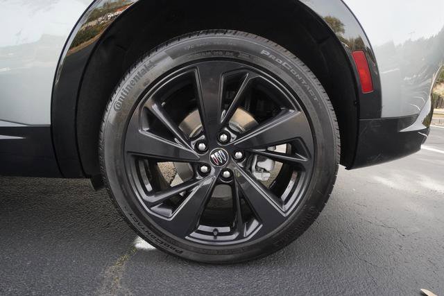 Used 2025 Buick Envision Sport Touring image 41