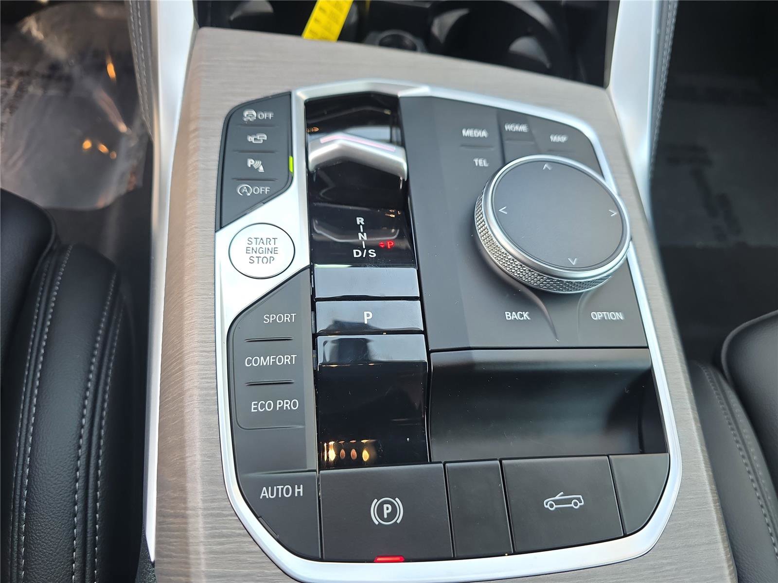 Used 2025 BMW M440i Convertible image 21