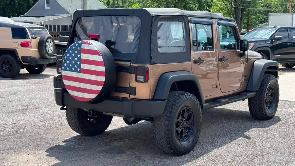 Used 2015 Jeep Wrangler Unlimited Sport w/ Connectivity Group AWD/4WD image 5