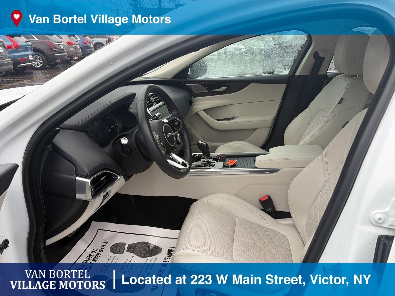 Used 2020 Jaguar XE S image 13