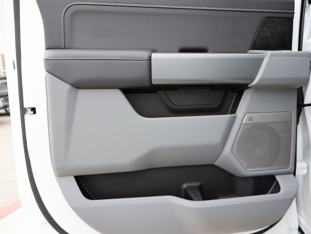 New 2026 Ford F250 XLT w/ XLT Premium Package image 16