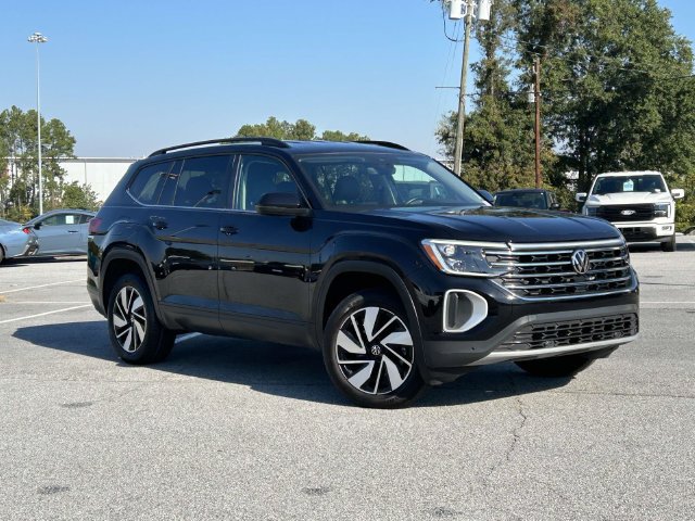 Used 2025 Volkswagen Atlas SE