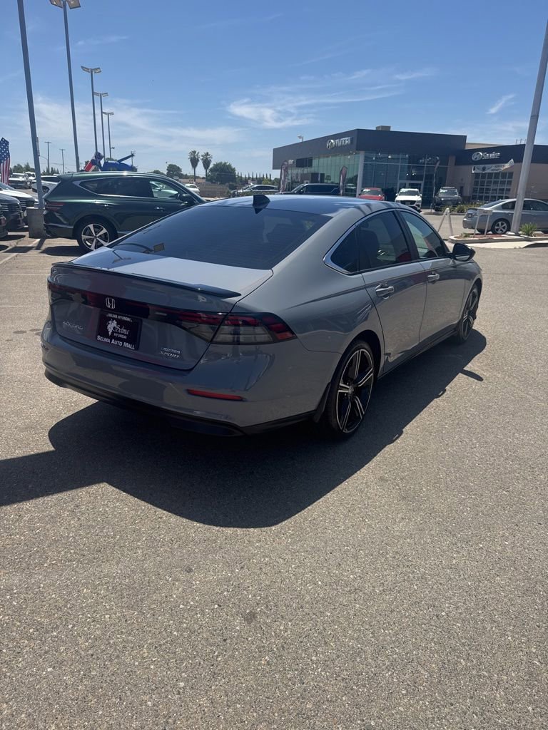 Used 2024 Honda Accord Sport image 3