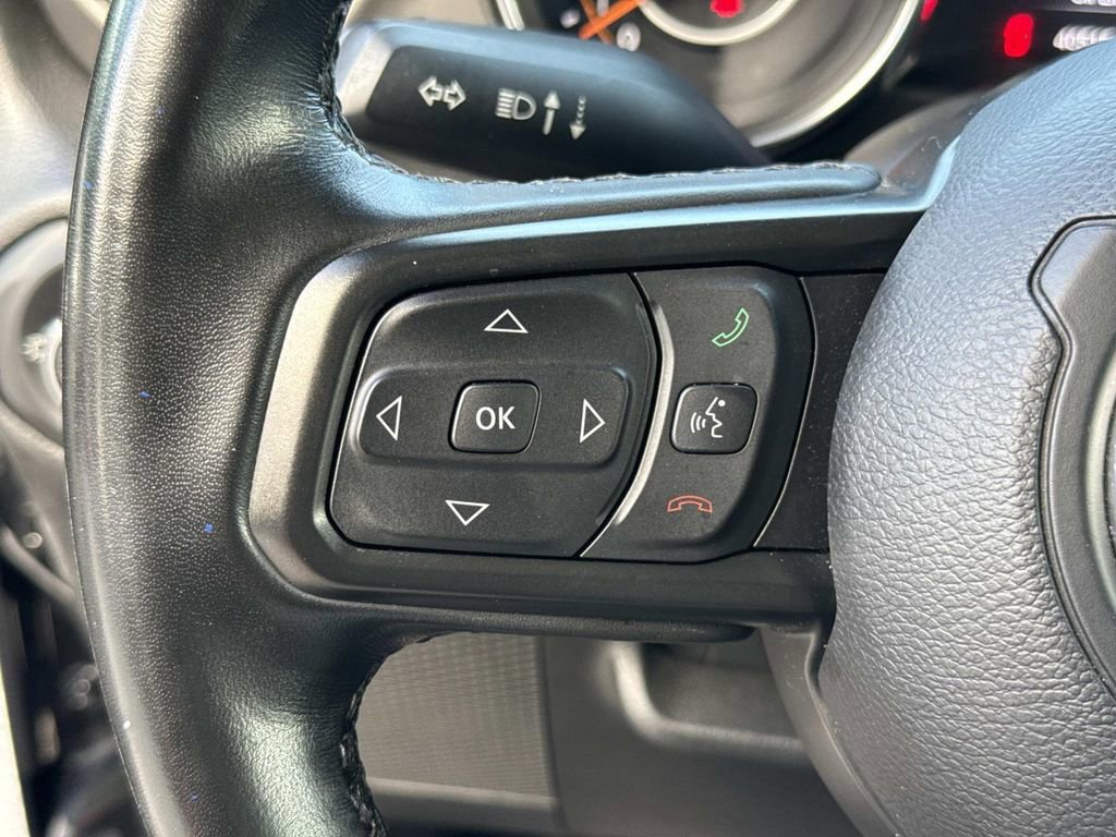 Used 2022 Jeep Gladiator Sport image 43