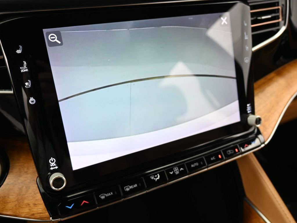 Used 2022 Jeep Grand Wagoneer Series III w/ Rear Seat Video Group 1 image 34