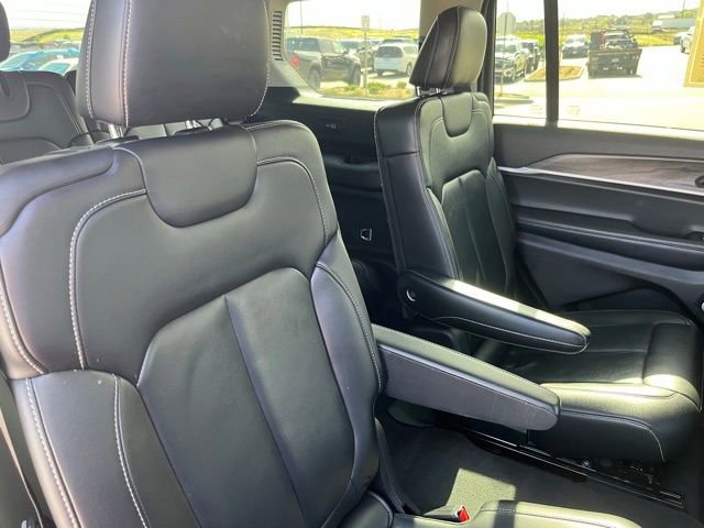 Certified 2021 Jeep Grand Cherokee L Limited AWD/4WD image 25