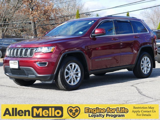 Used 2021 Jeep Grand Cherokee Laredo image 1