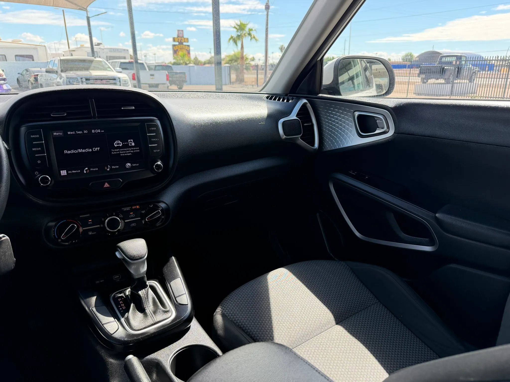 Used 2022 Kia Soul LX w/ Technology Package FWD image 25