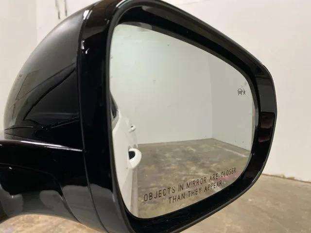 Used 2025 Chevrolet TrailBlazer RS w/ Convenience Package image 97