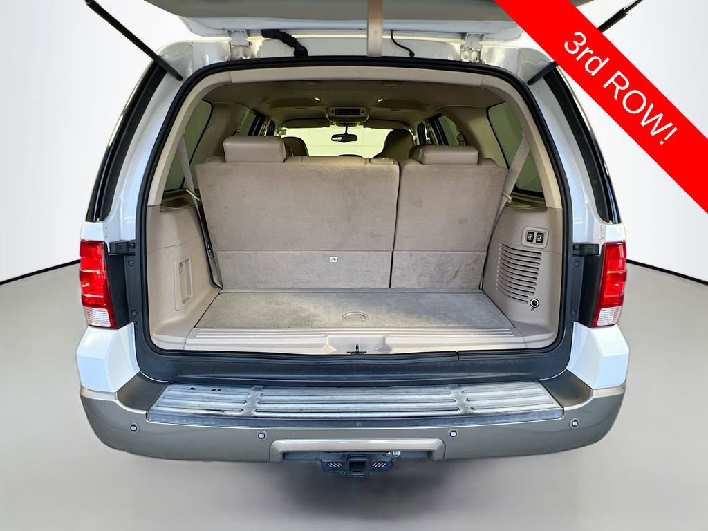 Used 2004 Ford Expedition Eddie Bauer image 24