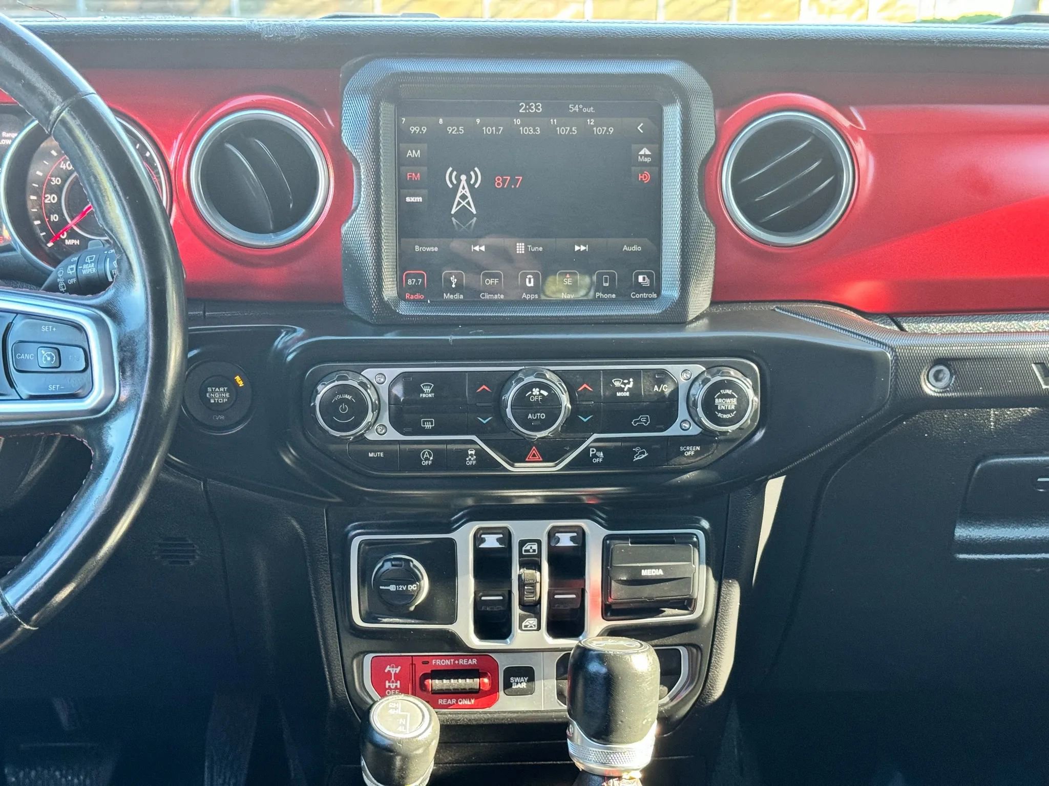 Used 2018 Jeep Wrangler Unlimited Rubicon image 29