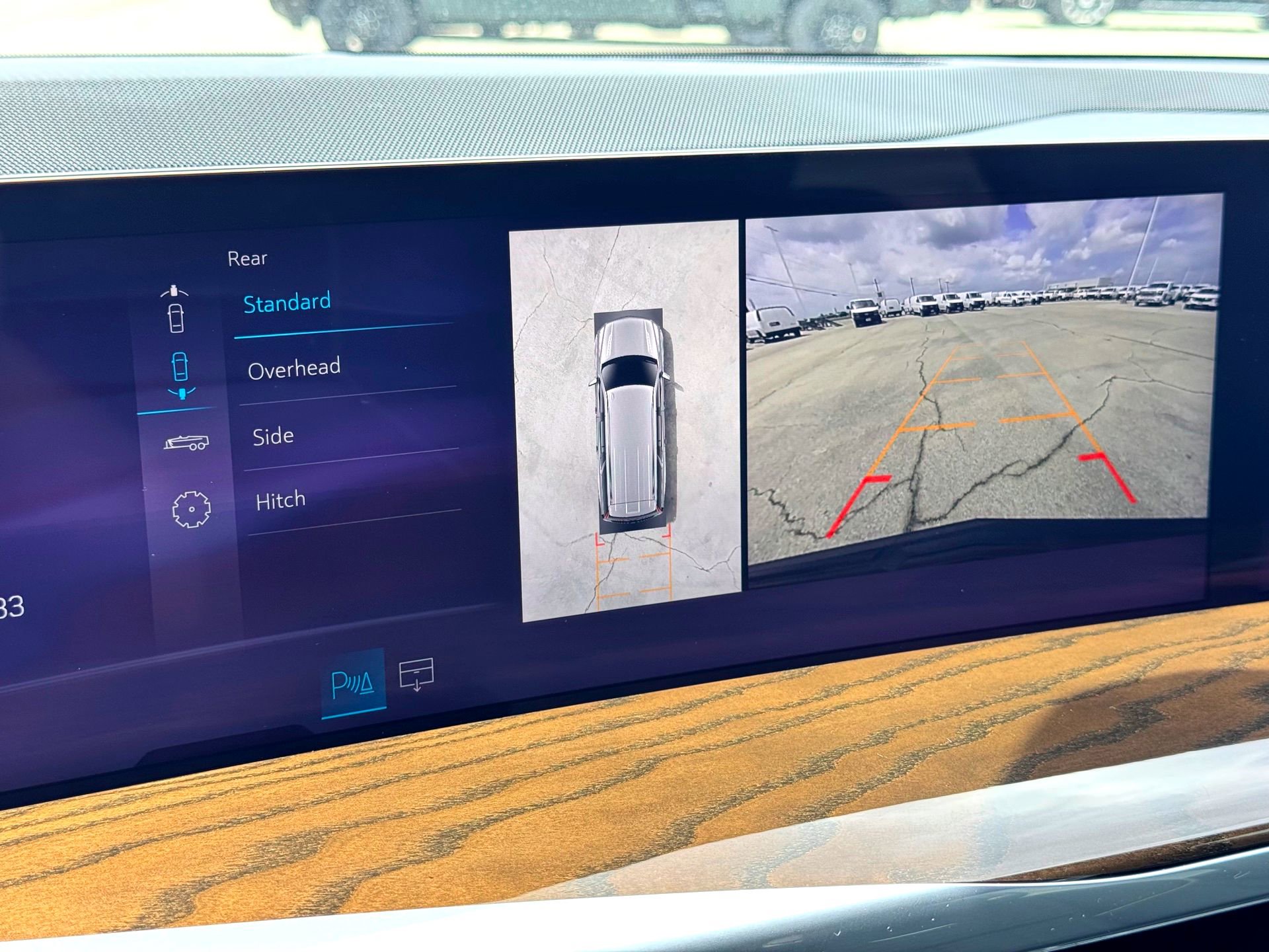 Used 2025 Cadillac Escalade ESV Sport Platinum image 39