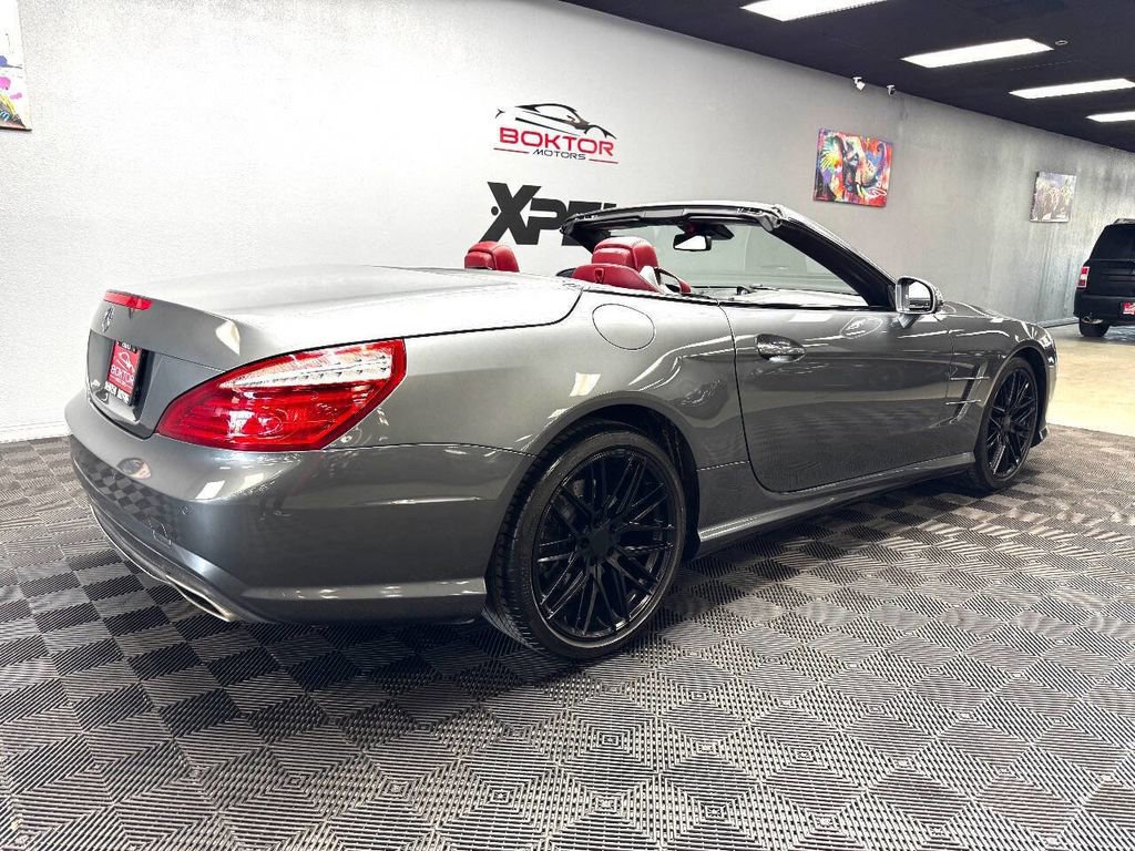 Used 2016 Mercedes-Benz SL 550 image 25