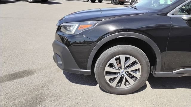 Used 2022 Subaru Outback Premium image 4