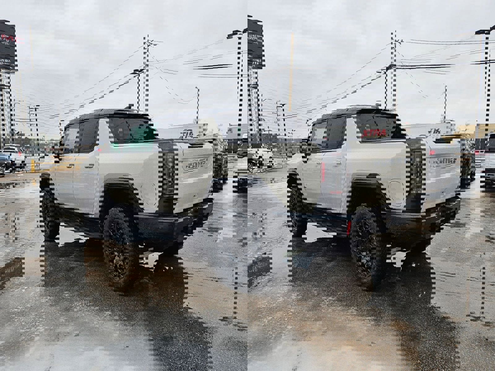 New 2026 GMC Hummer EV 4x4 Crew Cab image 3