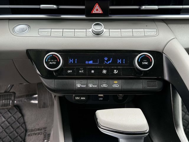 Used 2024 Hyundai Elantra SEL image 16