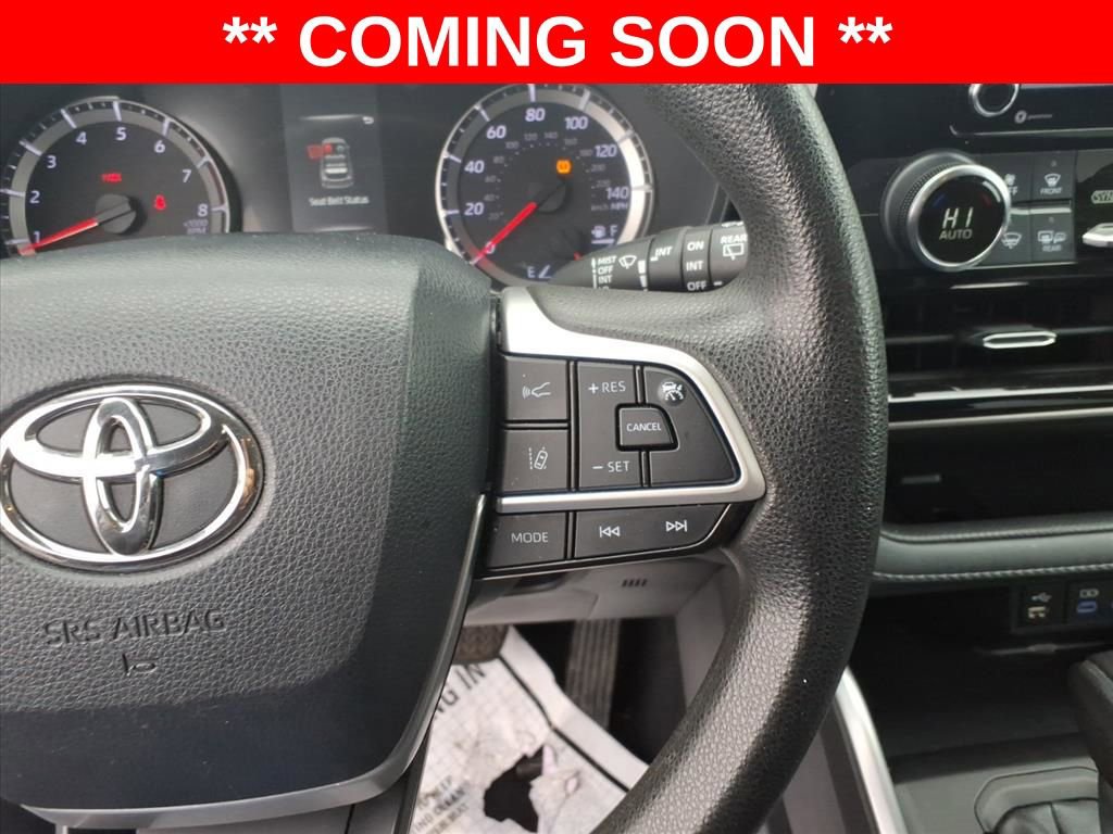 Used 2022 Toyota Highlander L image 22