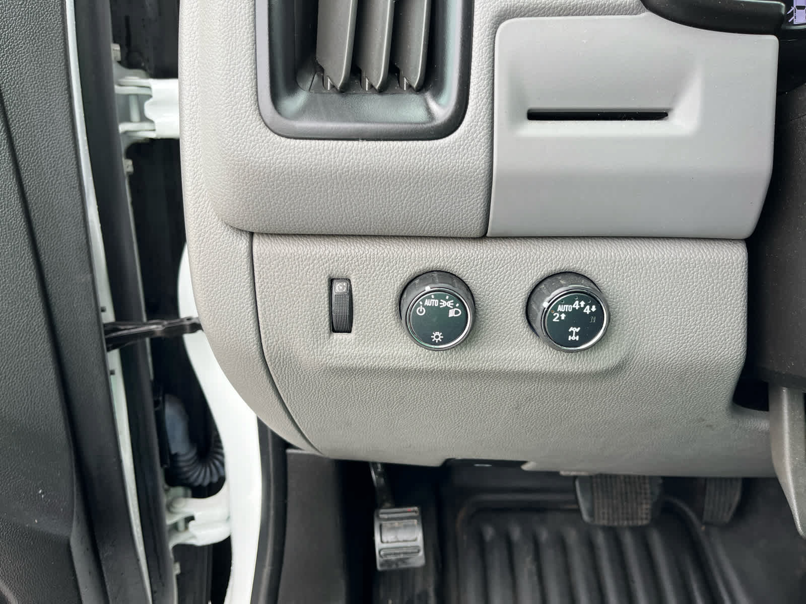 Used 2022 GMC Canyon Elevation Standard AWD/4WD image 12