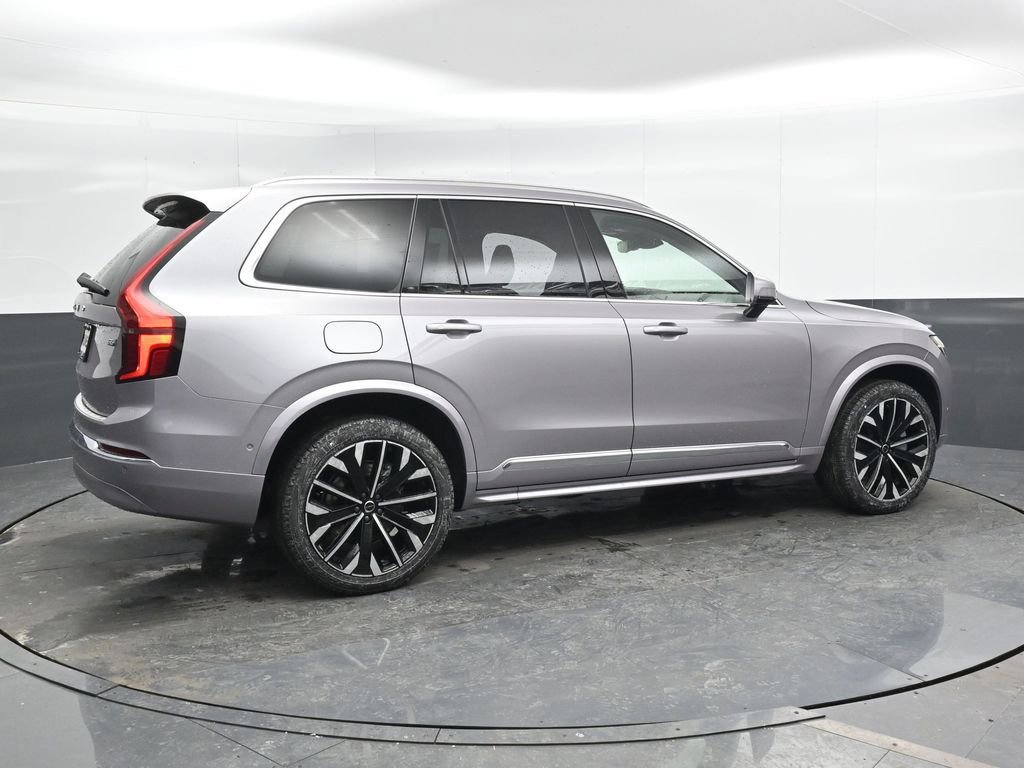 New 2026 Volvo XC90 B5 Plus image 2