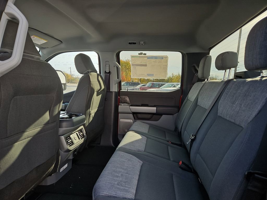New 2026 Ford F350 XLT w/ XLT Premium Package image 19