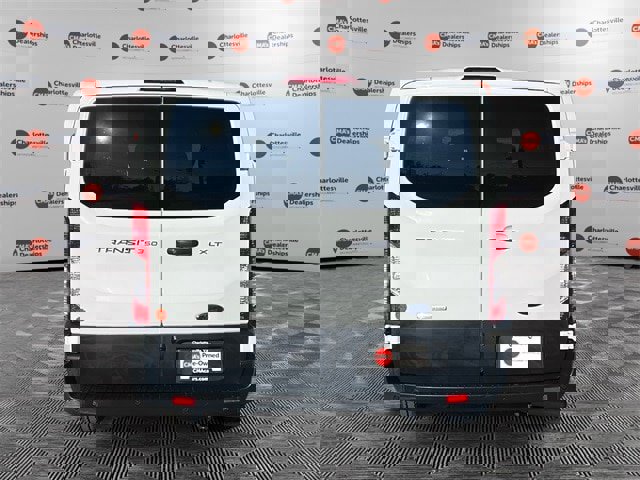 Used 2023 Ford Transit 350 XLT image 4