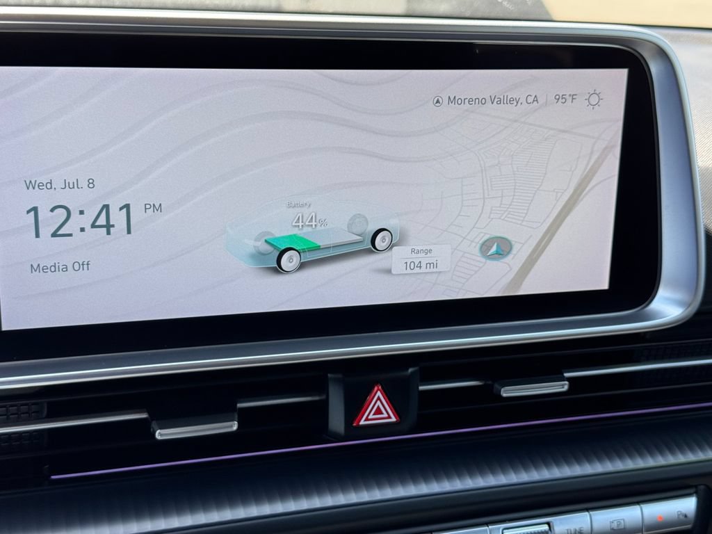Certified 2024 Hyundai Ioniq 6 SEL RWD image 18