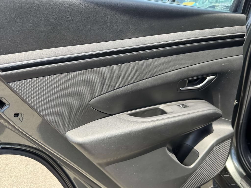 Certified 2022 Hyundai Tucson SE FWD image 12