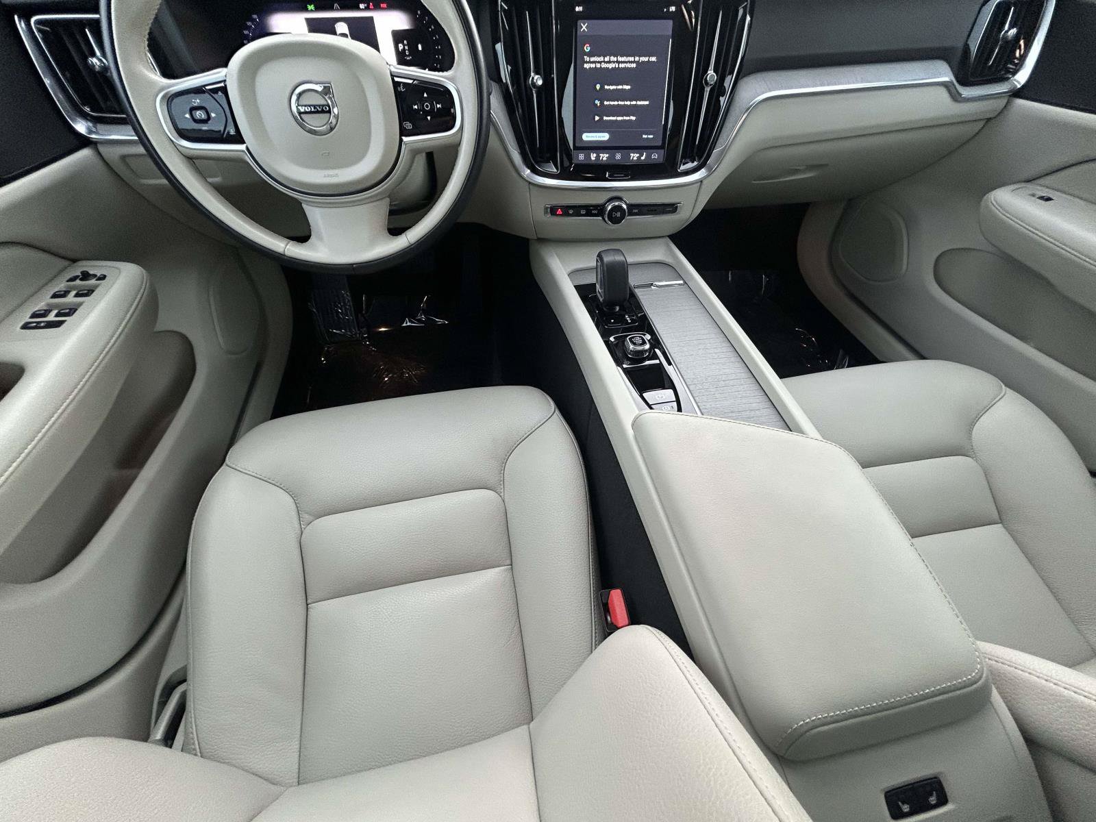 Certified 2025 Volvo V60 B5 Cross Country Plus AWD/4WD image 17