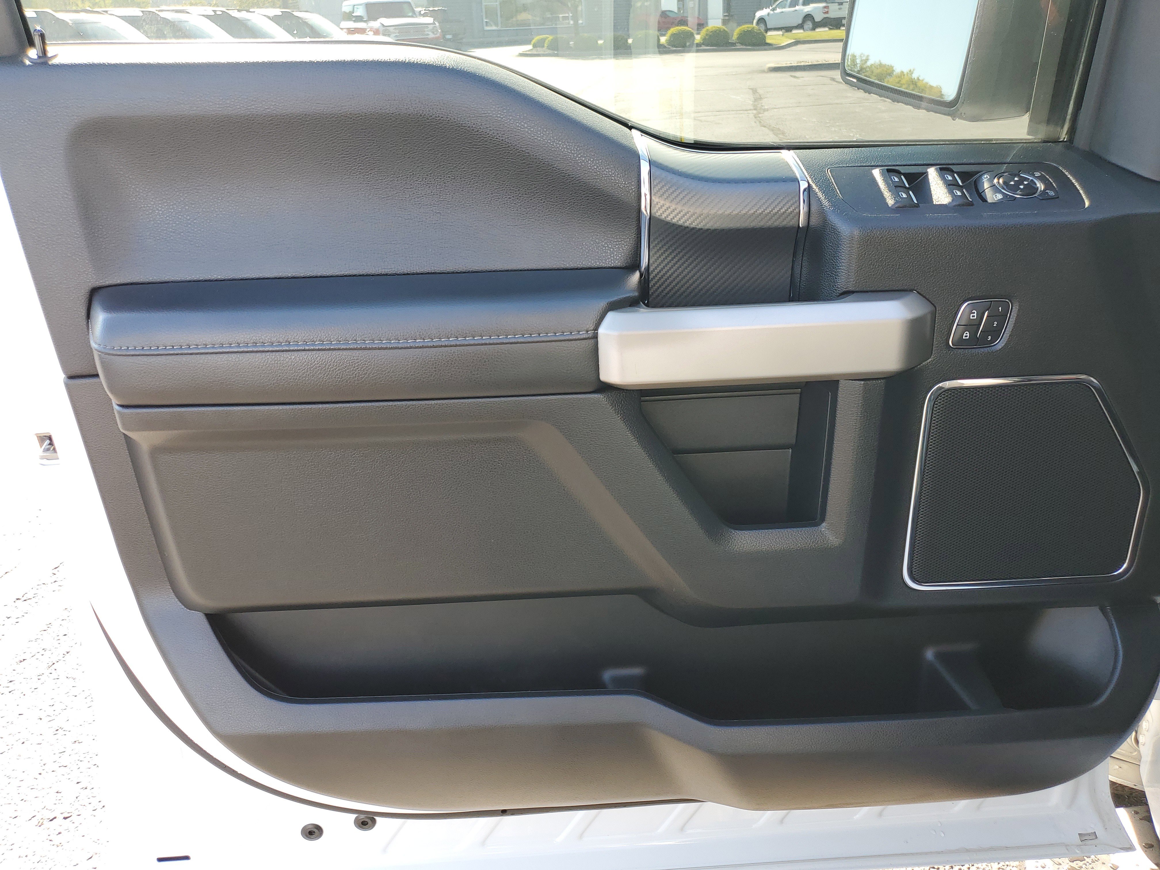 Used 2020 Ford F150 Lariat w/ Equipment Group 502A Luxury AWD/4WD image 22