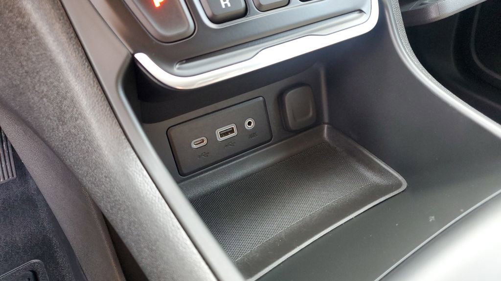 Used 2021 GMC Terrain SLE w/ Driver Convenience Package image 18