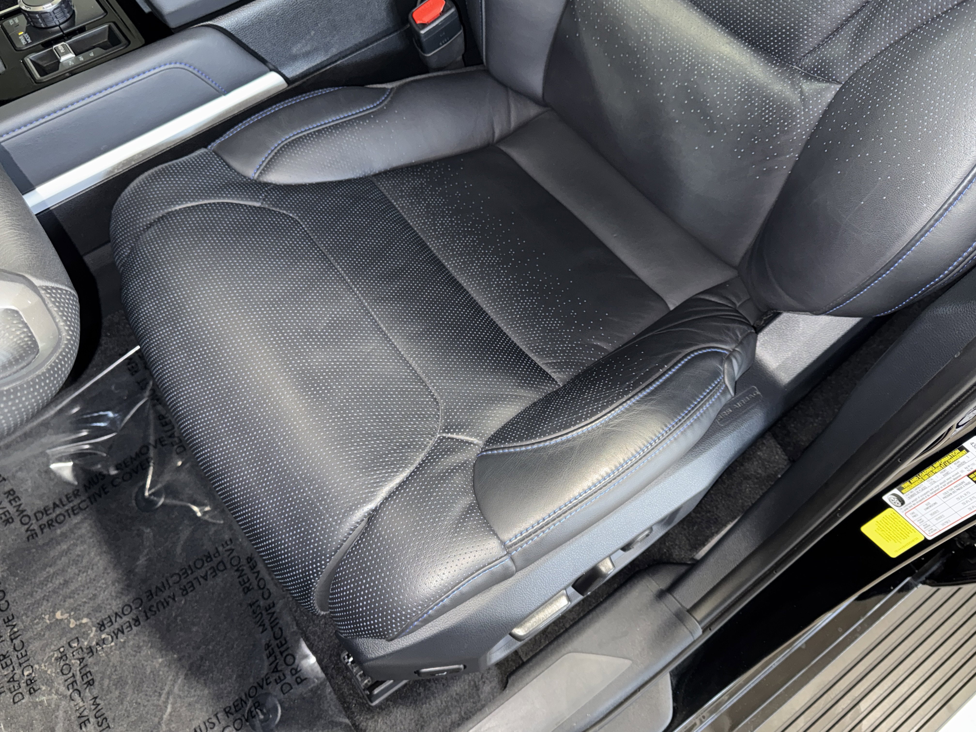 Used 2025 Toyota Sequoia Platinum image 35