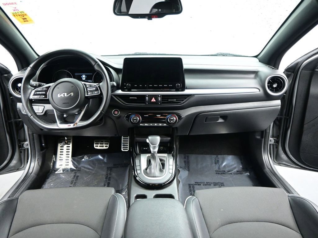 Used 2023 Kia Forte GT-Line w/ GT-Line Technology Package image 20