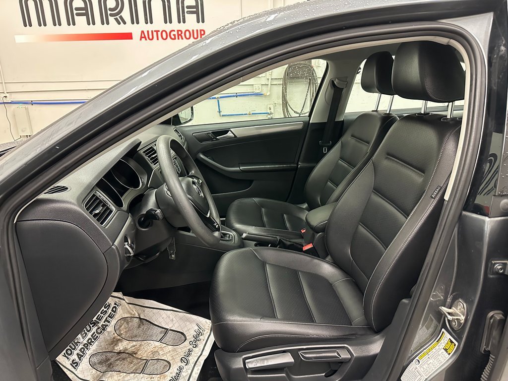 Used 2018 Volkswagen Jetta Wolfsburg Edition image 20