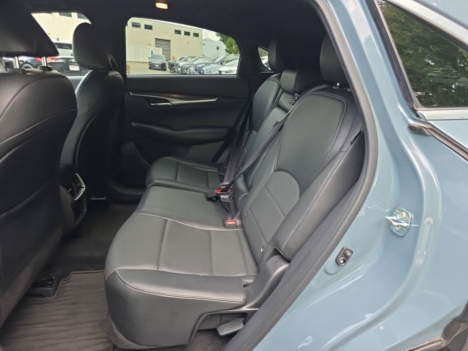 Certified 2023 INFINITI QX55 Luxe w/ Accent Package AWD/4WD image 8