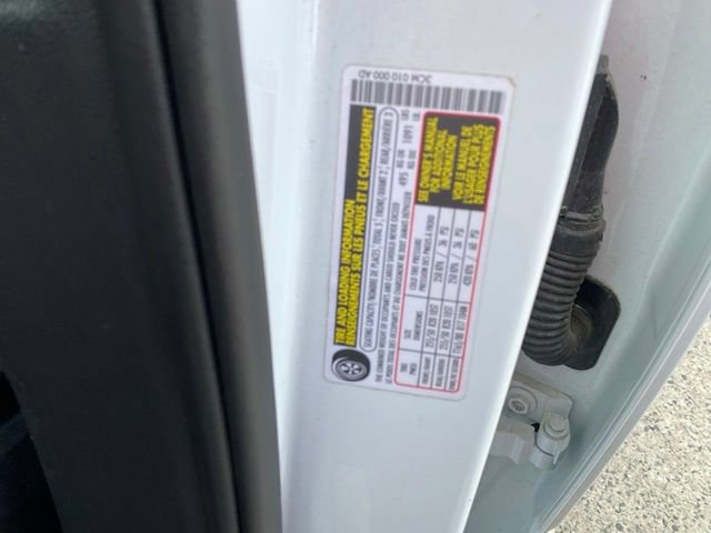 Used 2024 Volkswagen Atlas Cross Sport SEL R-Line AWD/4WD image 28