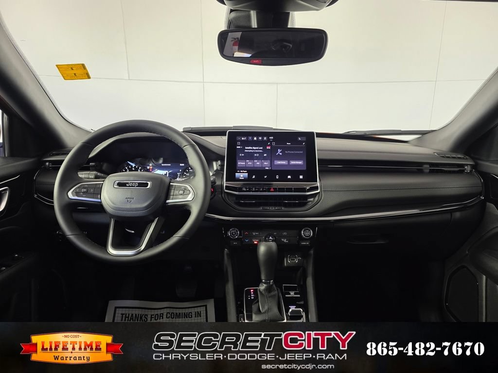 New 2026 Jeep Compass Latitude AWD/4WD image 30