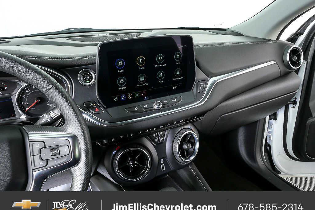 Certified 2025 Chevrolet Blazer LT FWD image 12