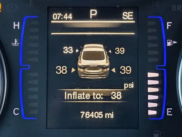 Used 2015 Chrysler 200 Limited w/ Convenience Group image 23