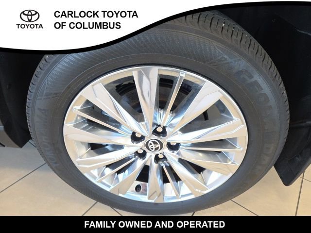 Used 2024 Toyota Grand Highlander Platinum image 9
