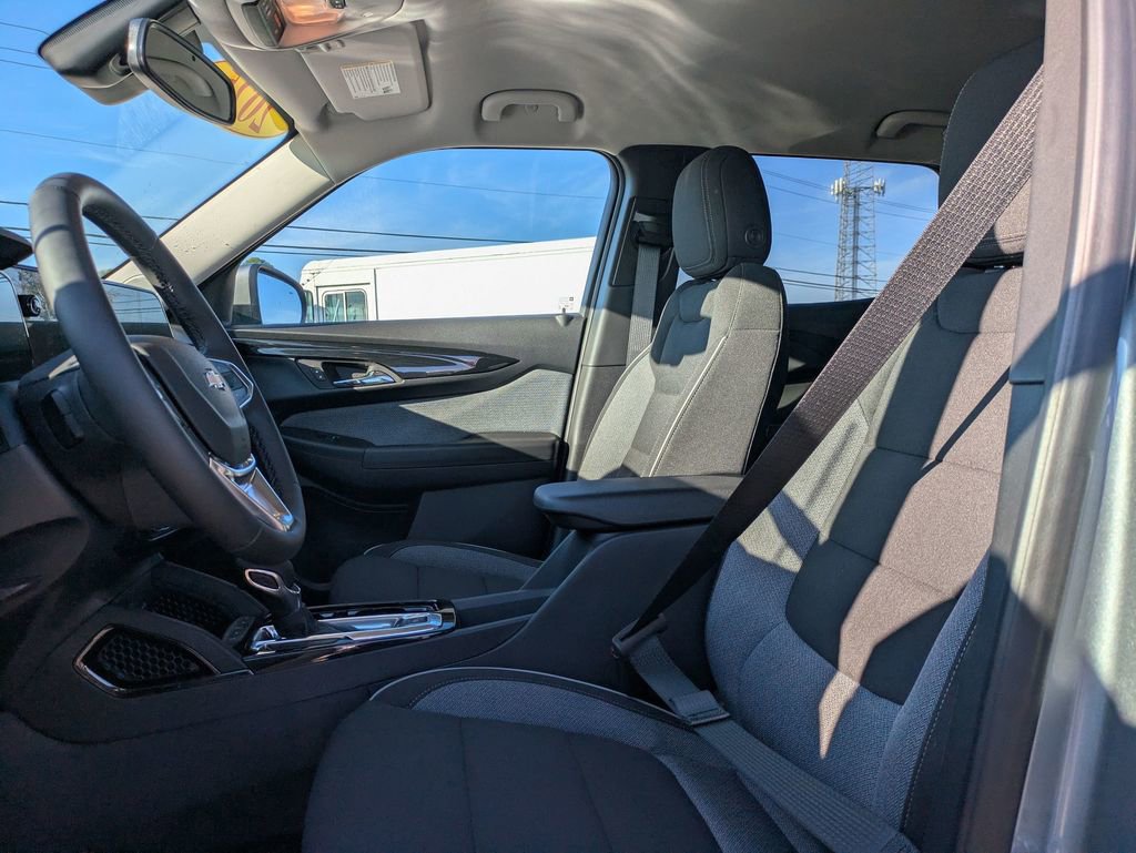 New 2025 Chevrolet TrailBlazer LT w/ Convenience Package image 15