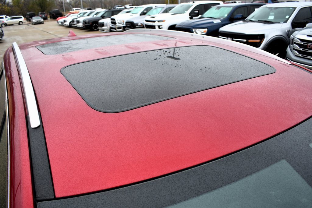 Used 2023 Buick Enclave Premium w/ Experience Buick Package image 8