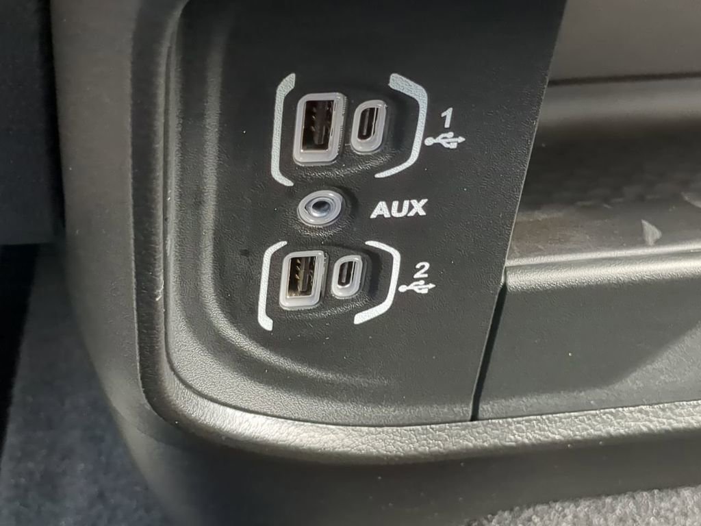 Used 2024 RAM 2500 Laramie w/ Safety Group image 22