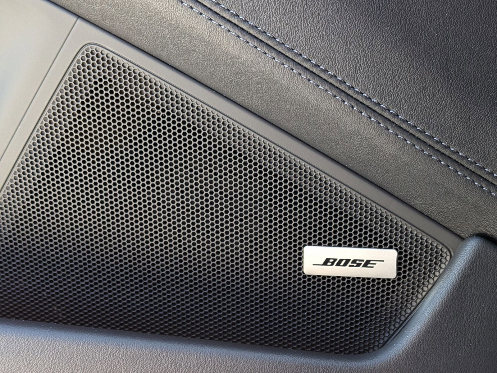 Certified 2022 Porsche 911 Turbo image 15