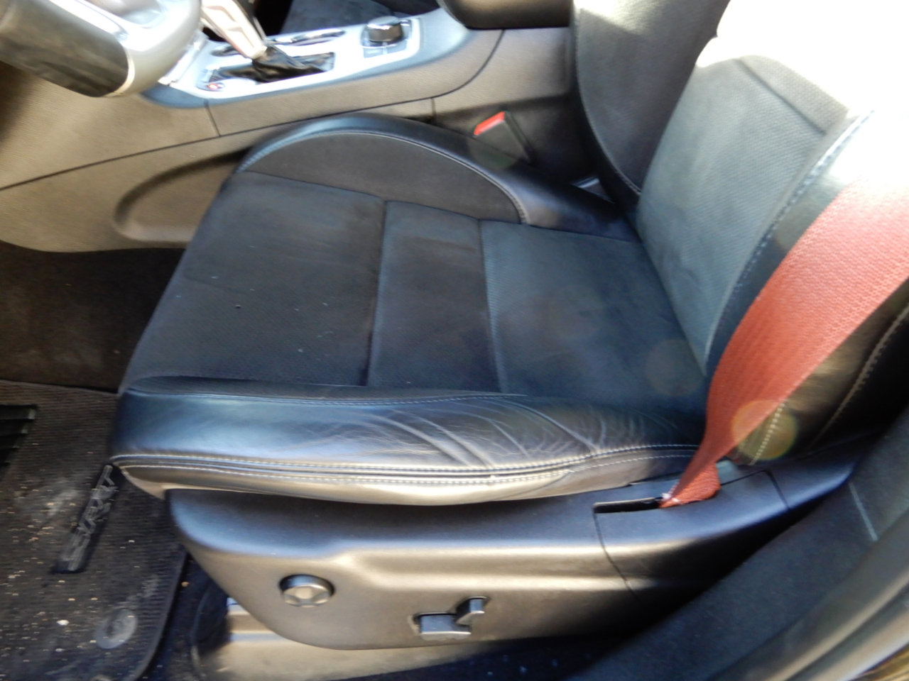 Used 2019 Jeep Grand Cherokee SRT image 13