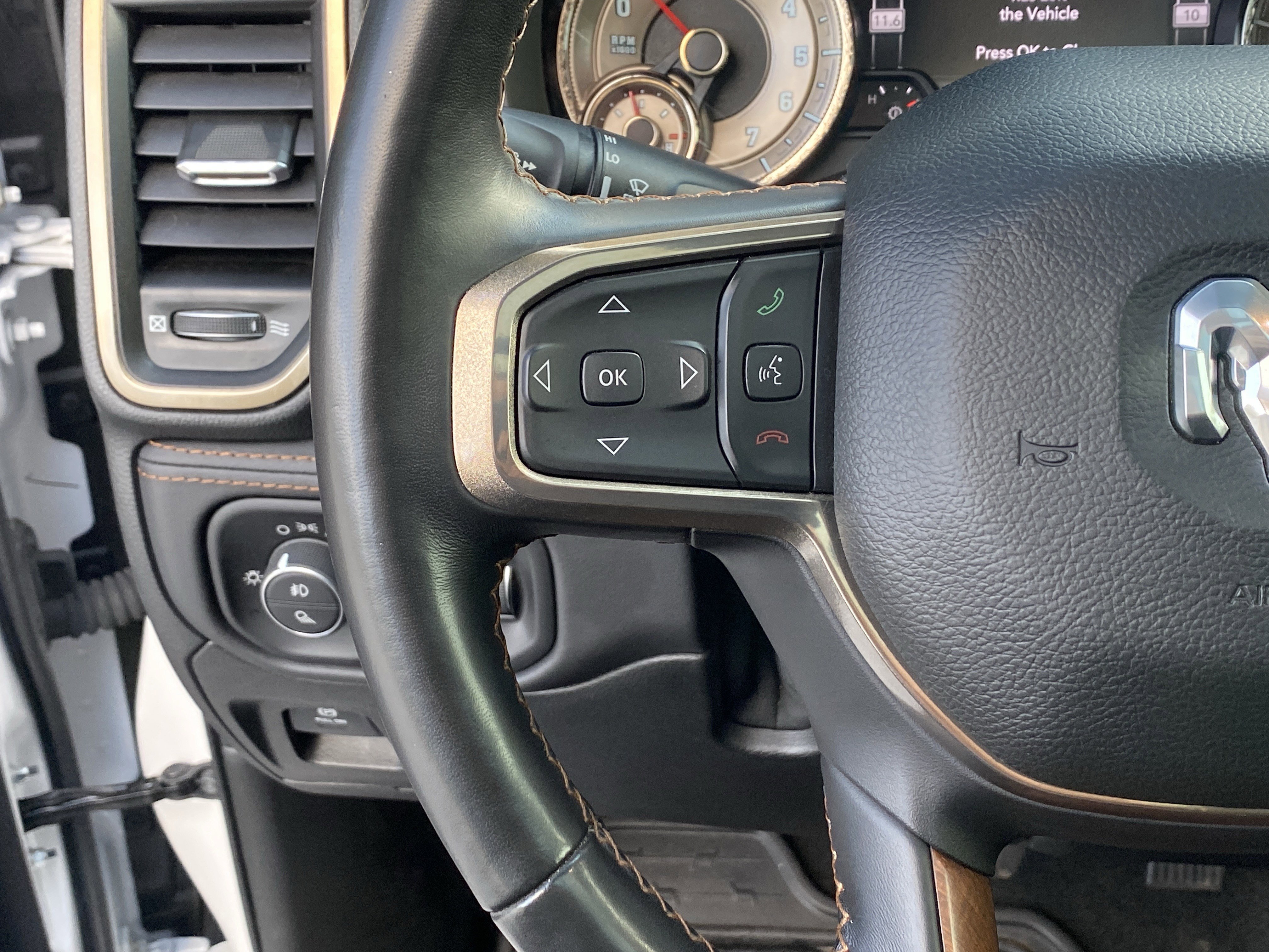 Used 2021 RAM 1500 Limited image 29