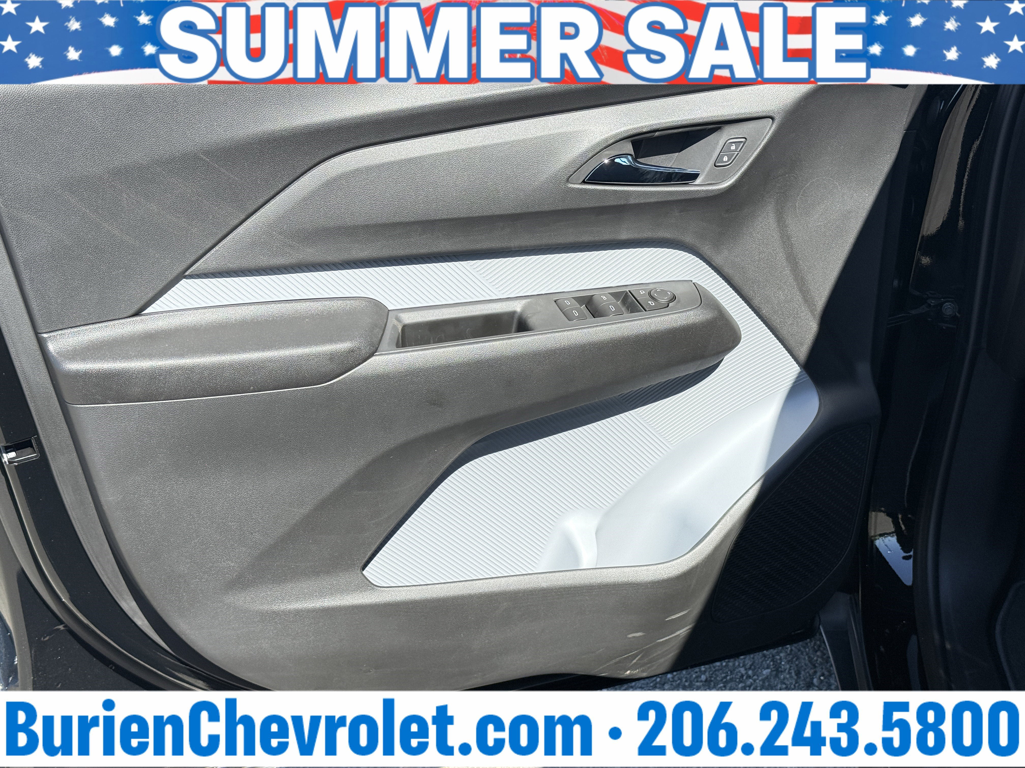 New 2027 Chevrolet Bolt LT w/ Comfort Package FWD image 9