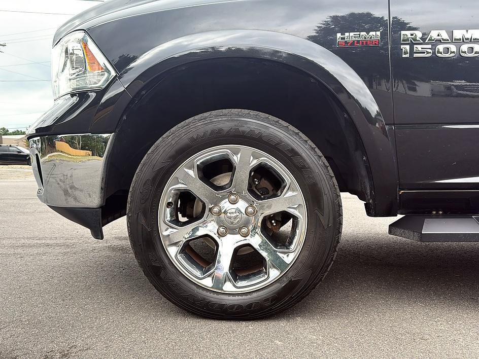 Used 2017 RAM 1500 Laramie w/ Convenience Group AWD/4WD image 23
