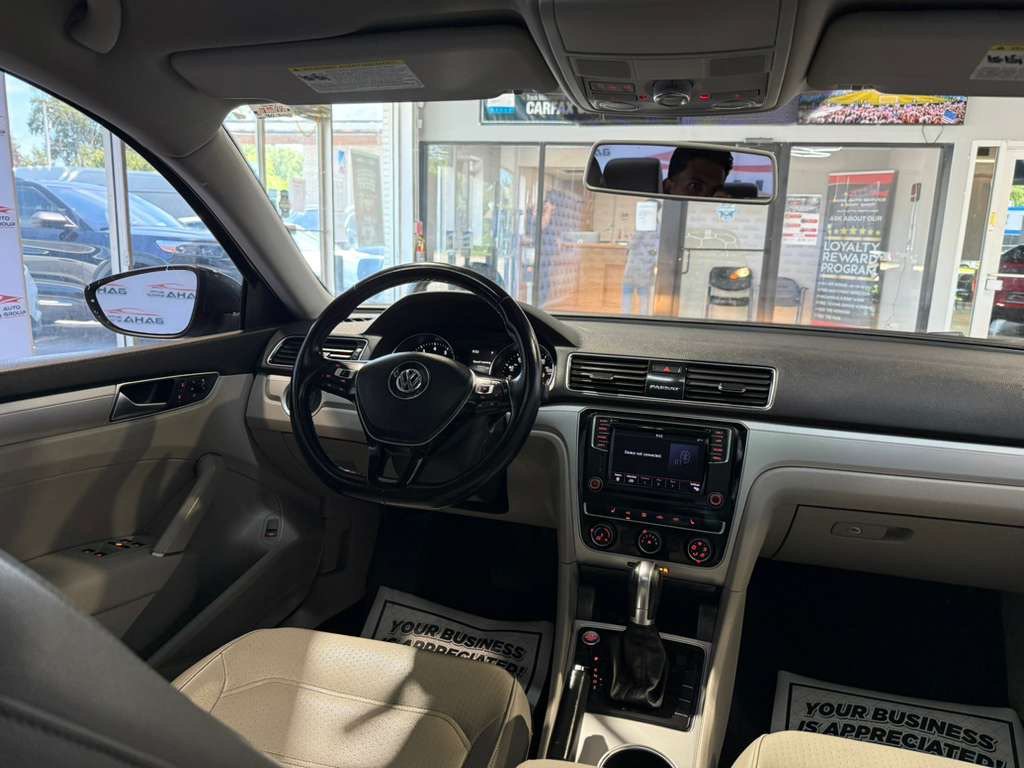 Used 2019 Volkswagen Passat 2.0T Wolfsburg FWD image 22